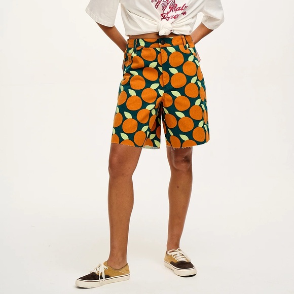 ๐ Lucy & Yak Parker Twill Shorts in Otis ๐. NWT. Print sold out online. - Picture 2 of 10